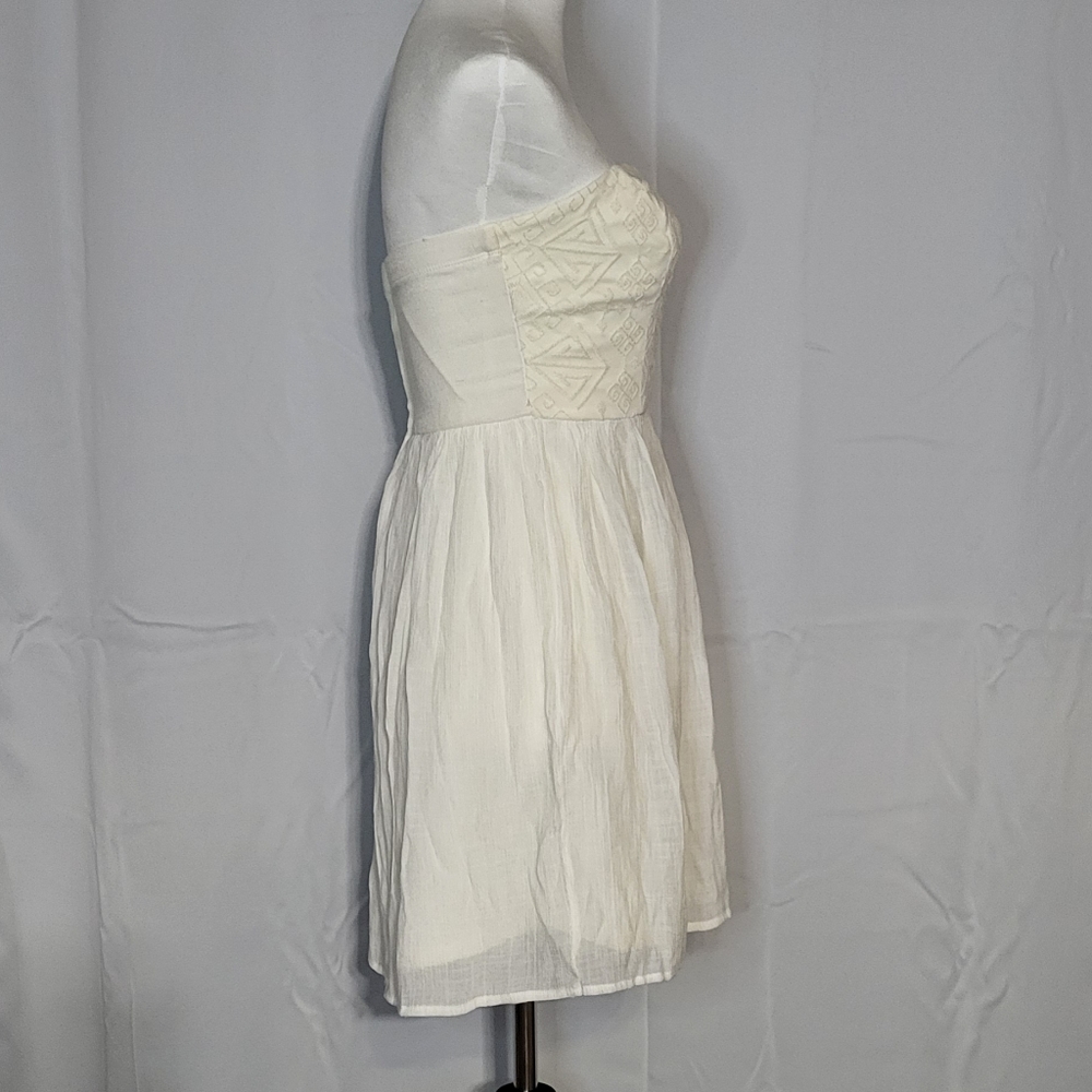 Charlotte Russe Womens White Strapless Mini Dress Size Medium EUC 🐈 - Picture 11 of 12